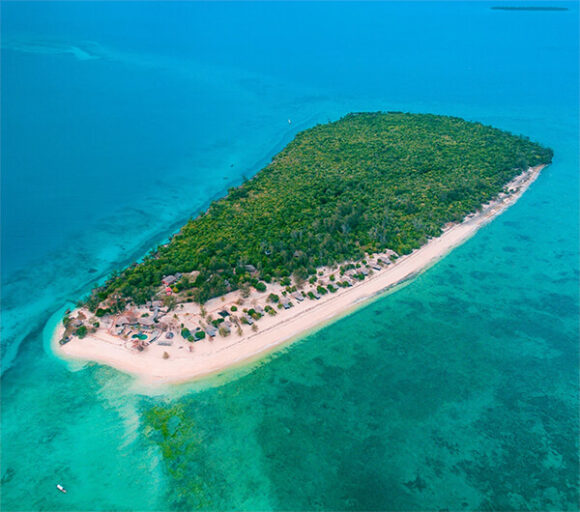 Bawe Island snorkeling